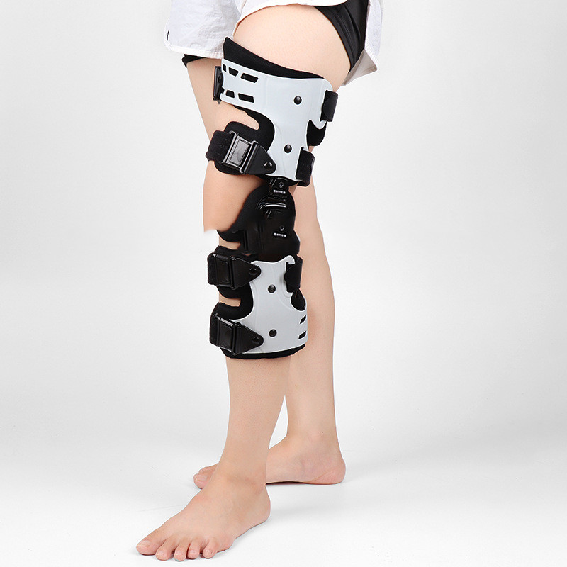 MediLock Stabilizing Knee Brace